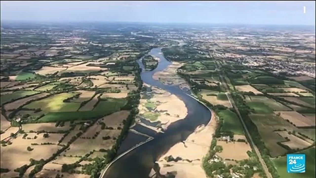 Record drought and a series of heat waves lower France's rivers