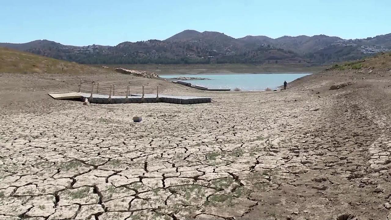 Dry Spanish reservoirs hit rock-bottom in drought