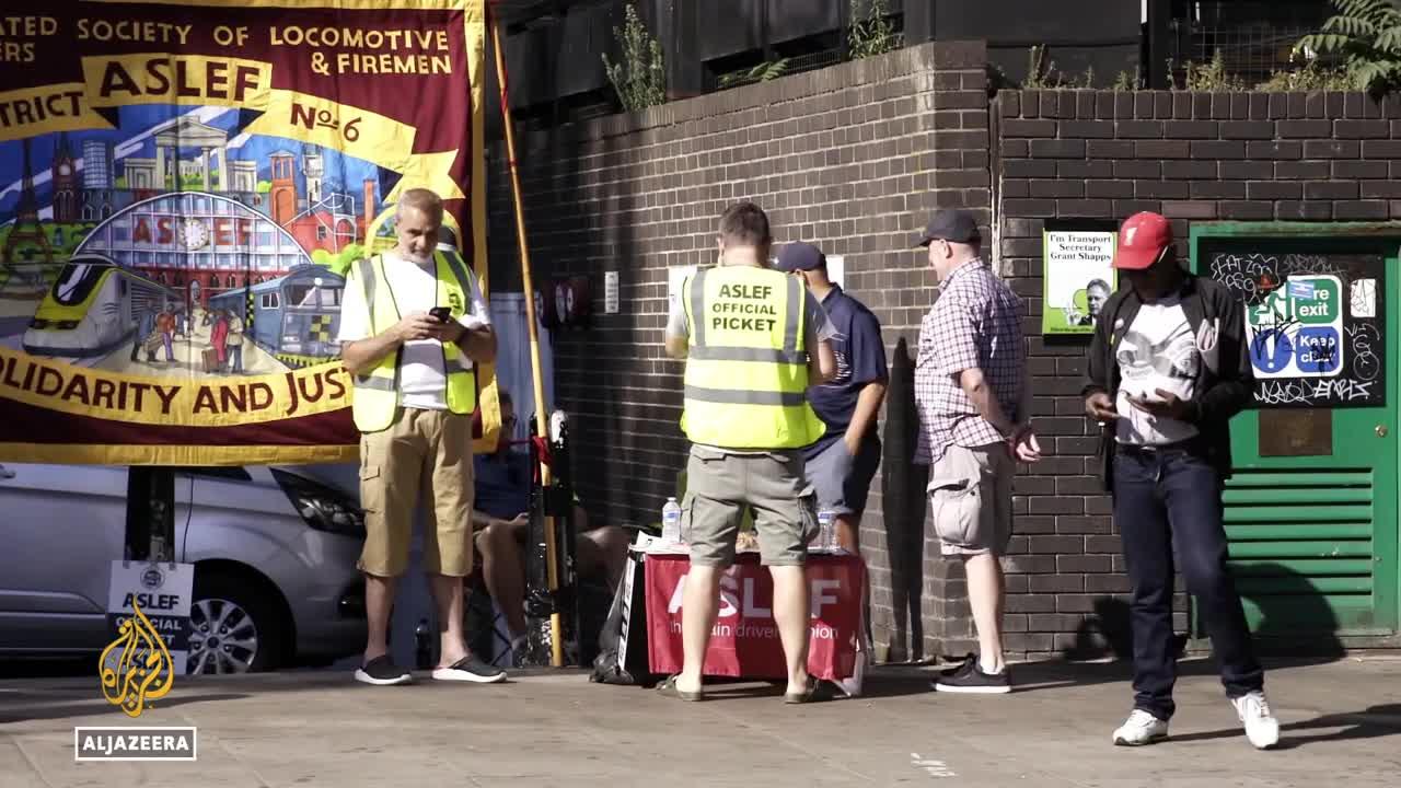 UK rail strike: Employees call for better pay and conditions