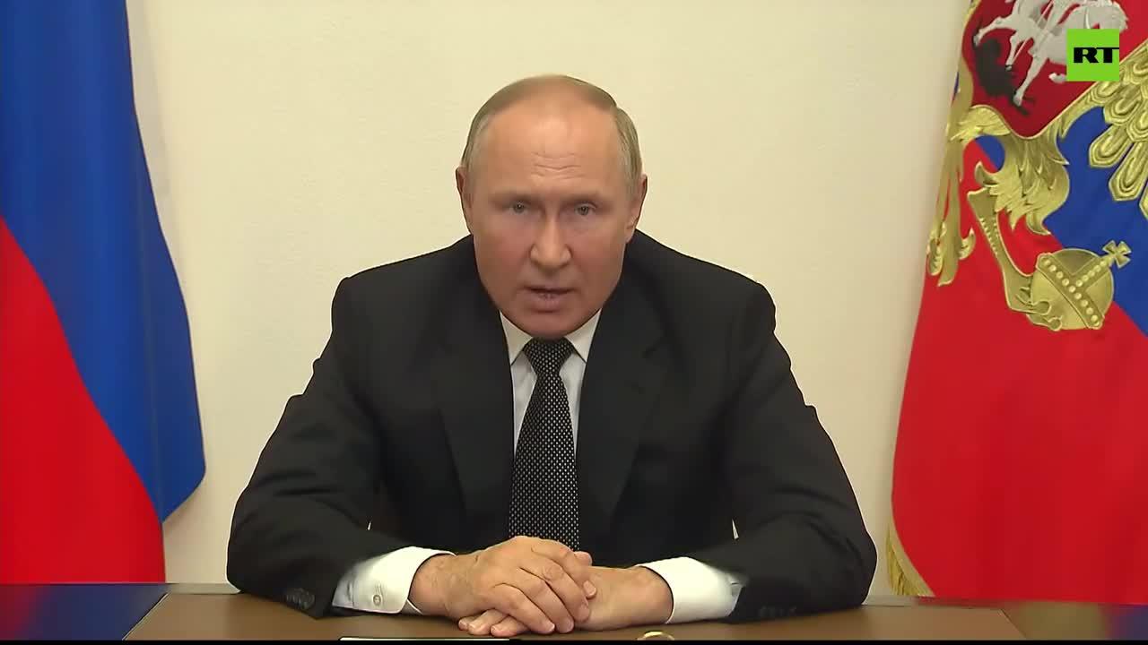 Putin:gli USA hanno bisogno di conflitti per mantenere la loro egemonia mondiale.Putin ha affermato che gli USA stanno cercando 