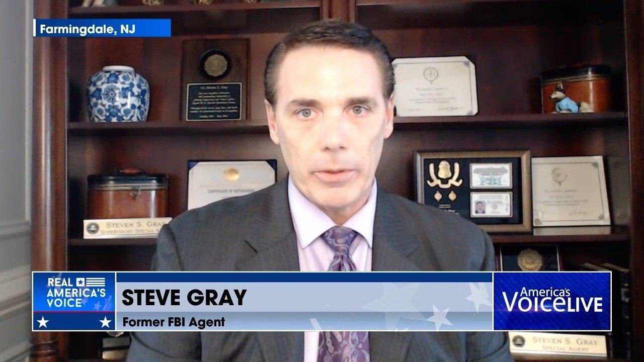 Former FBI Agent thinks DOJ Went "Judge Shopping" to Approve Affidavit