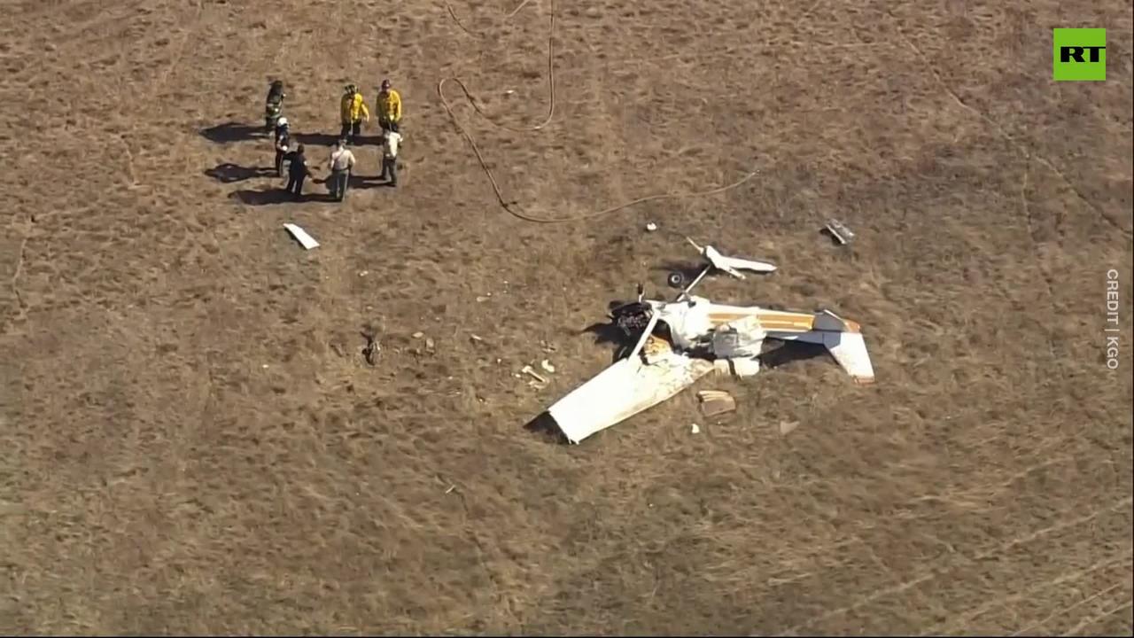 California mid-air collision leaves at least two dead