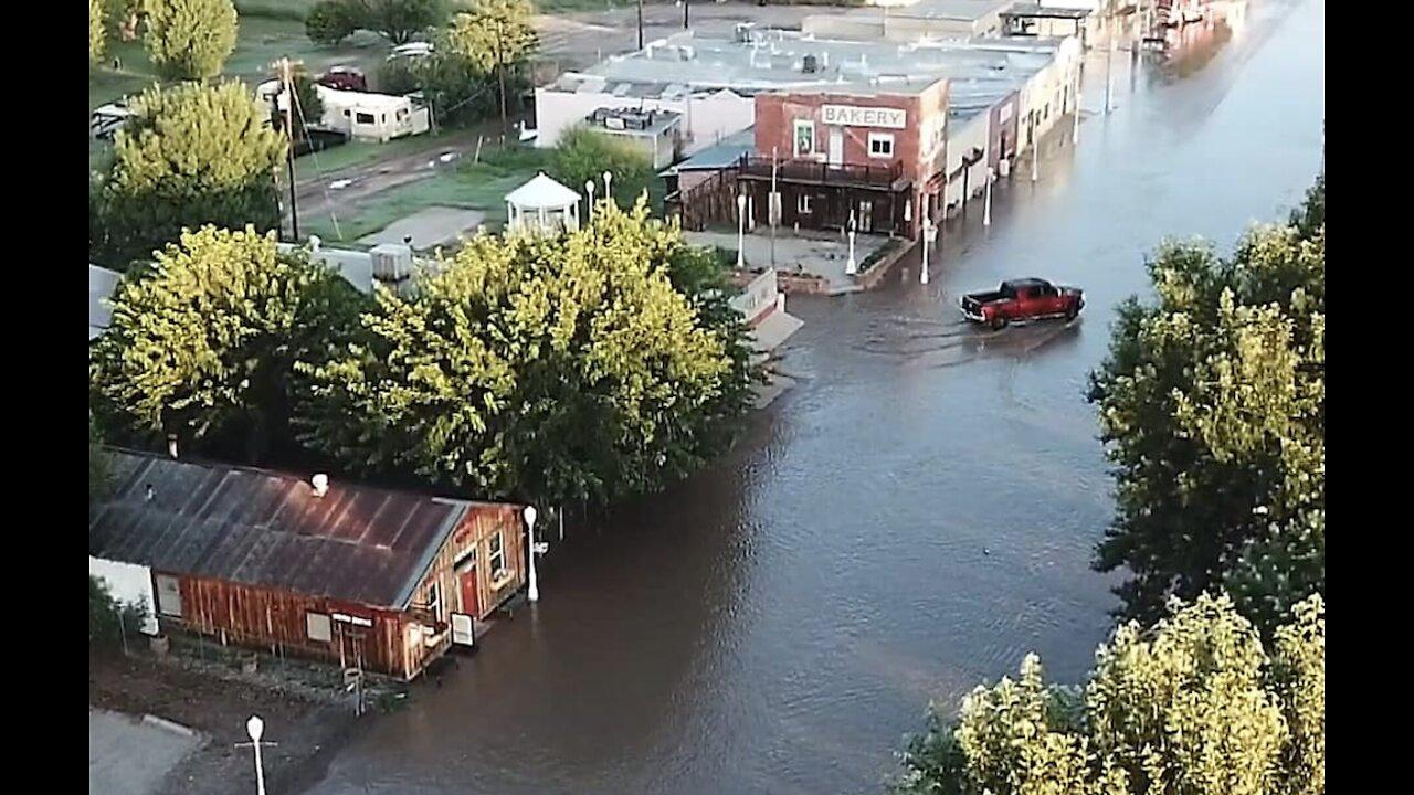 Duncan, Arizona flooded amid monsoon flooding