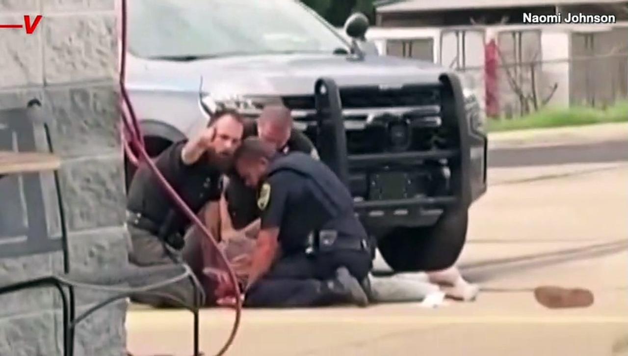 DOJ Now Investigating Brutal Police Arrest in Arkansas