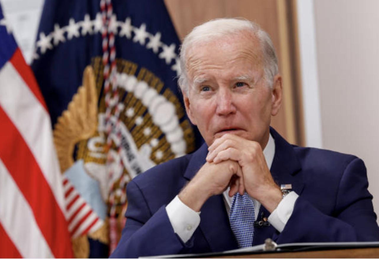 Biden Cancels $10,000 in Student Debt for Most Borrowers, Extends Payment Pause