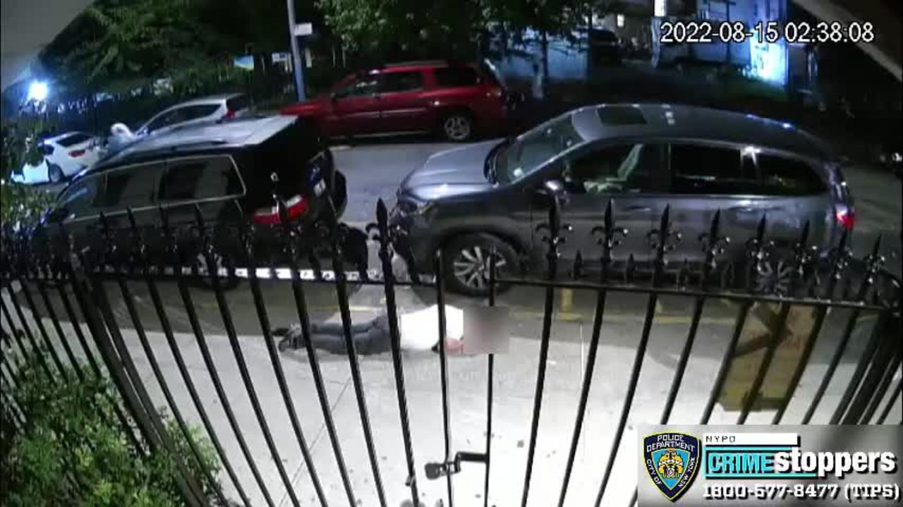 NYPD Still on the Hunt for Suspects Who Robbed 67-Year-Old Man