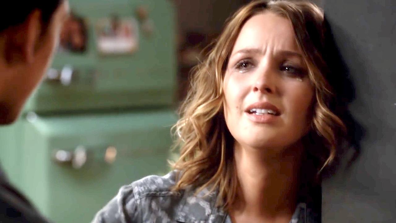 Jo Gets Caught in an Awkward Moment on ABC’s Grey’s Anatomy