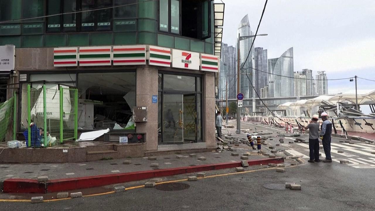 South Korea: Typhoon Hinnamnor causes damage in Busan