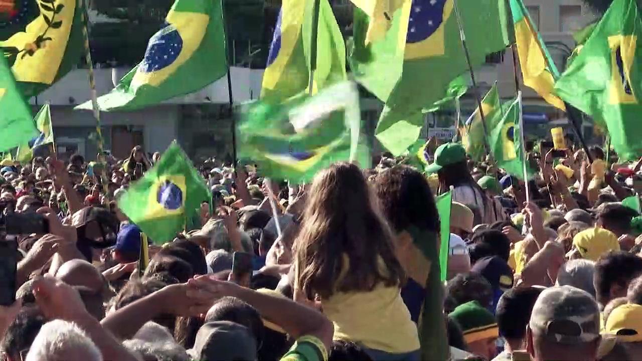 Bolsonaro leads controversial bicentennial celebration in Brazil