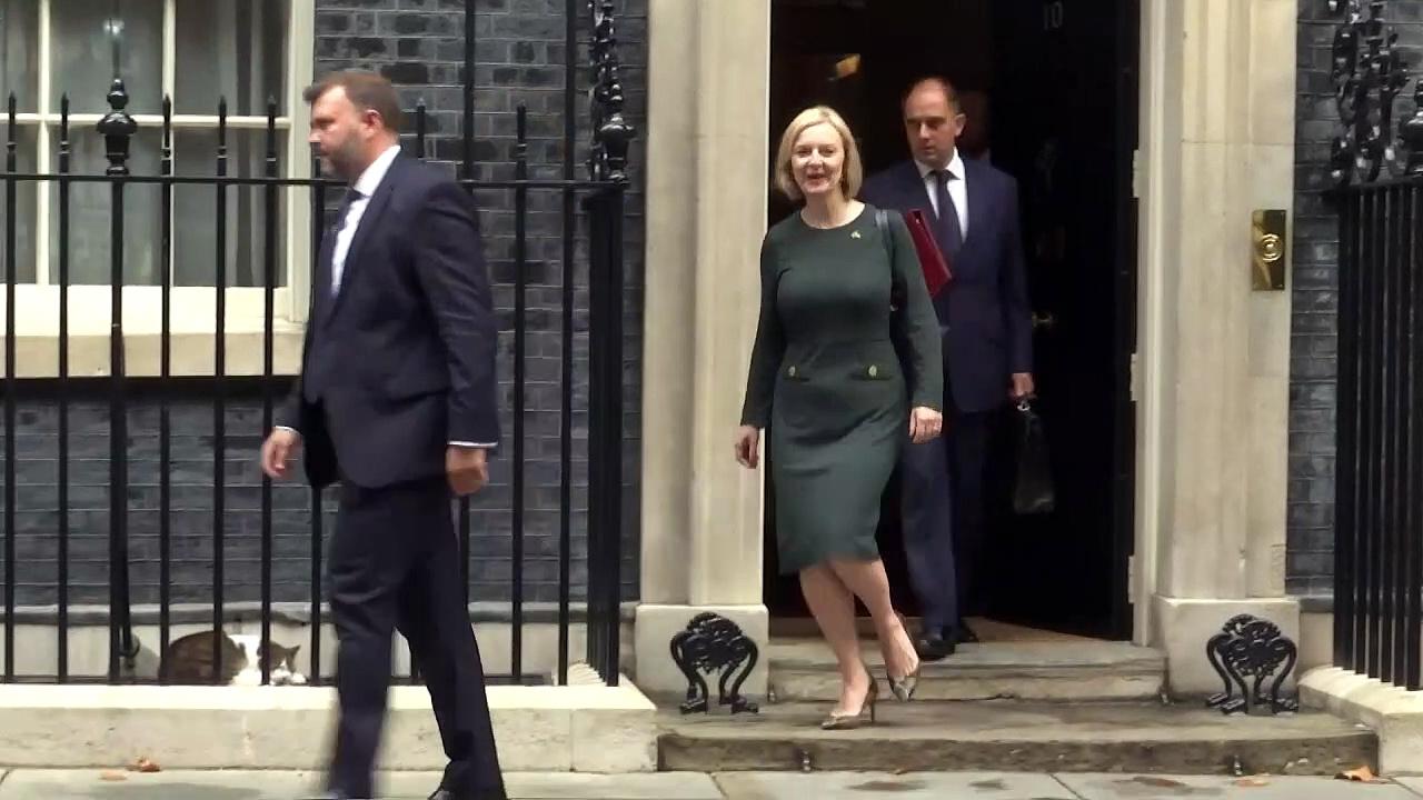 Liz Truss leaves Downing Street ahead of energy announcement
