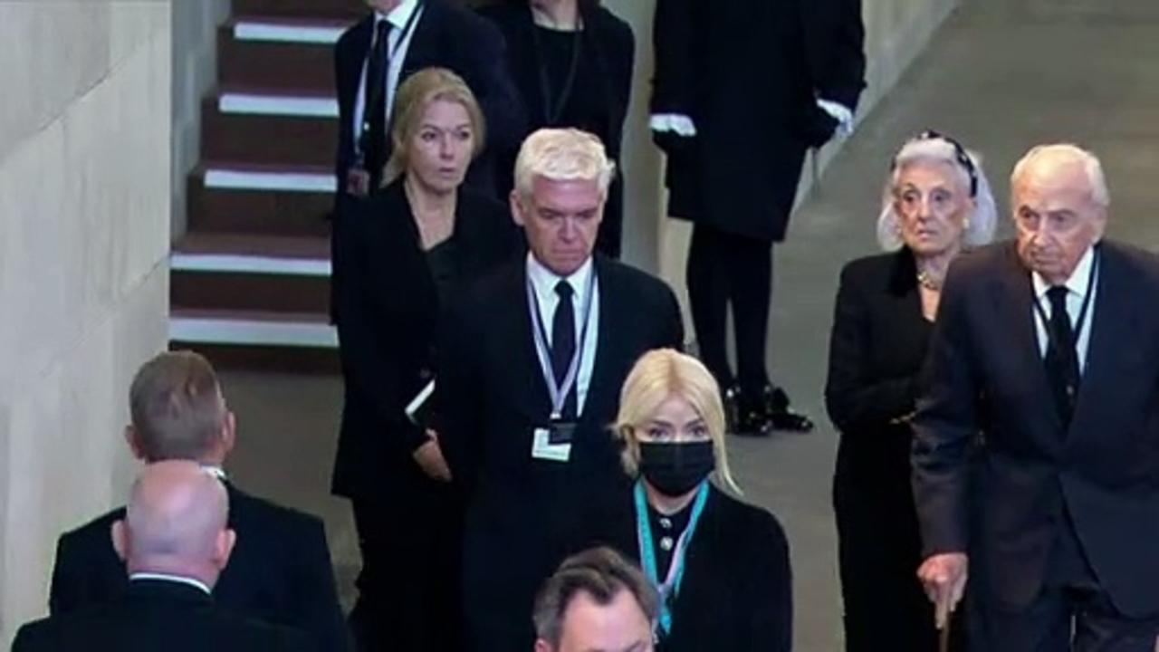 ITV's Phil and Holly pay respects at Queen's Lying in State