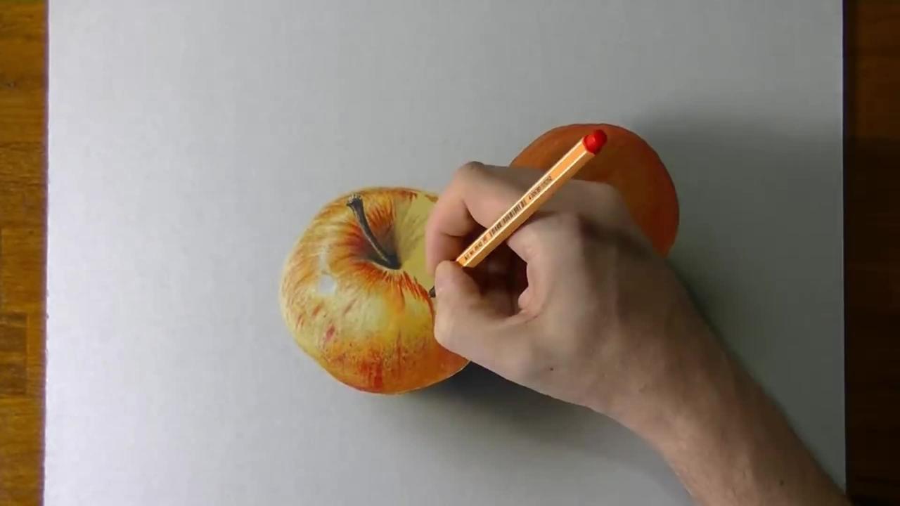 Draw The Gradual Color Of The Apple In The Picture