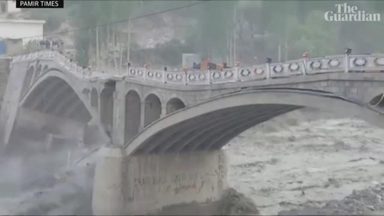 Pakistan bridge collapses after heatwave melts glaciers and causes flooding