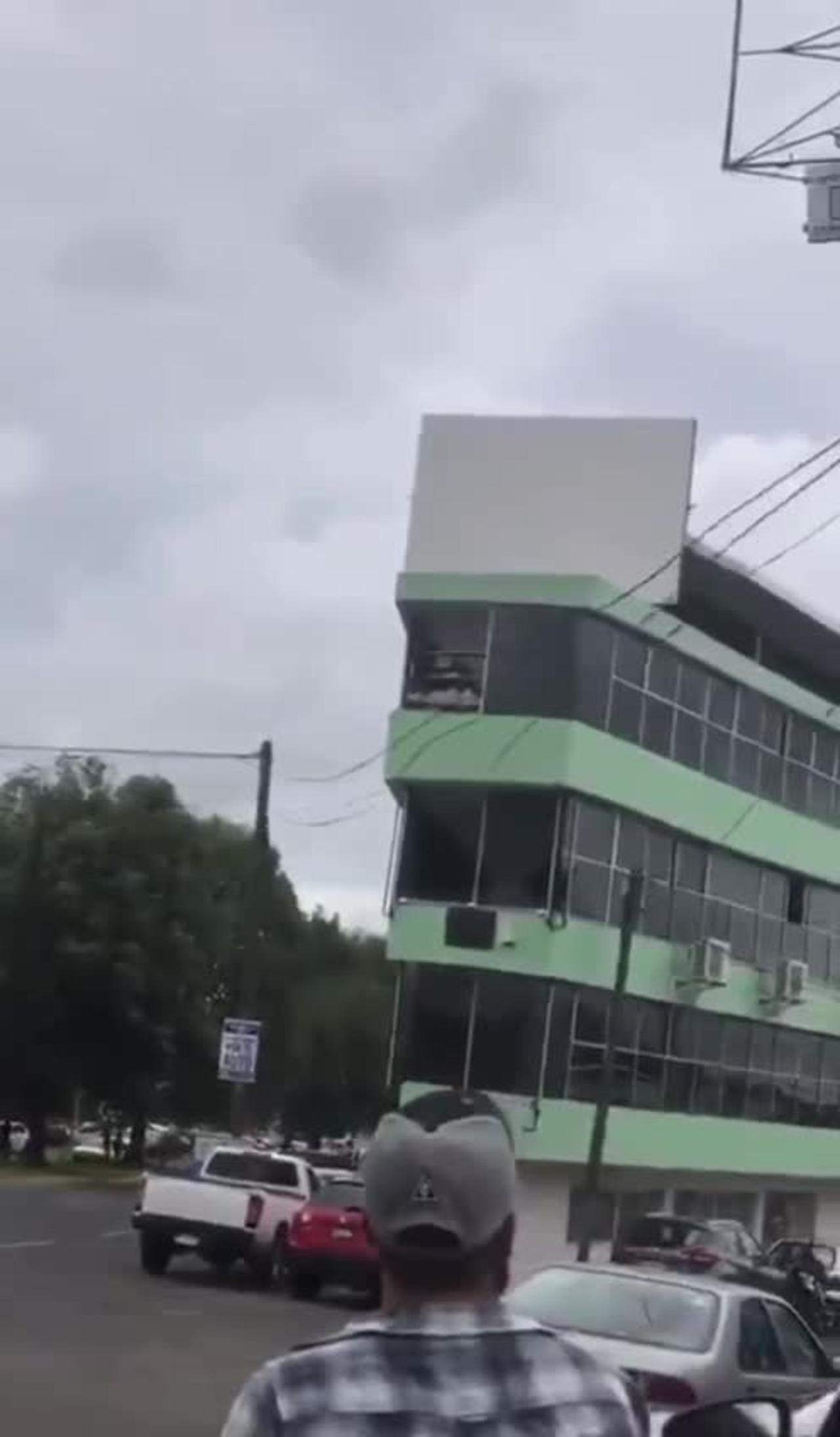 Glass Falls Out Shaking Building During 7.6 Earthquake In Mexico