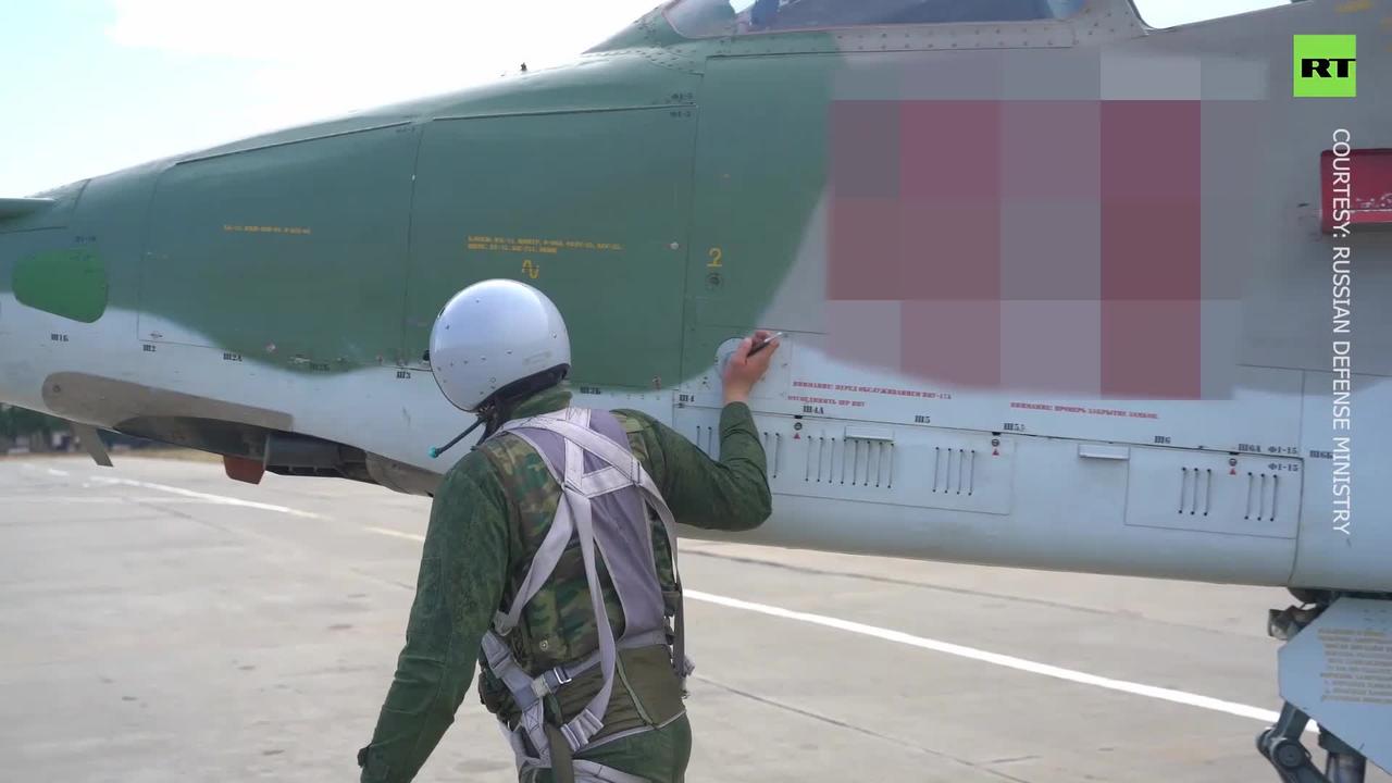 Russian Su-25 aircraft strike military targets