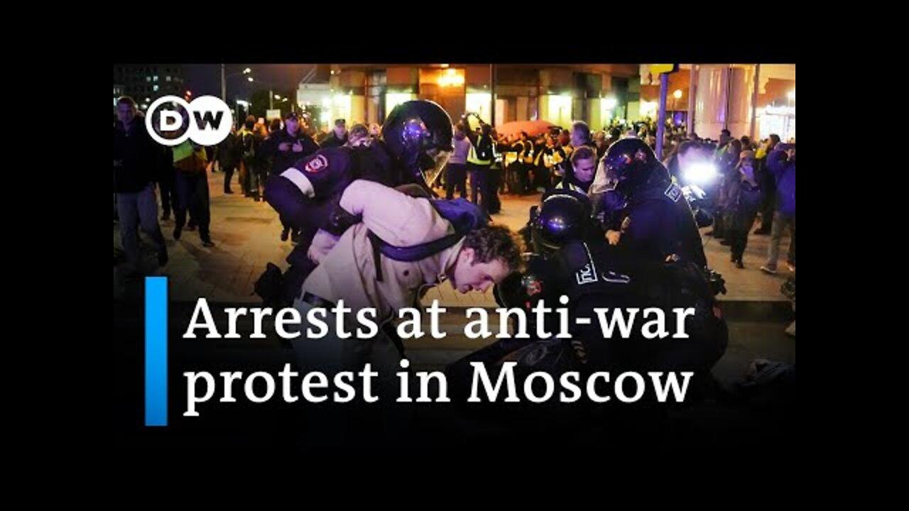 Russia: Panic, protests follow Putin's call for 'partial mobilization' | DW News