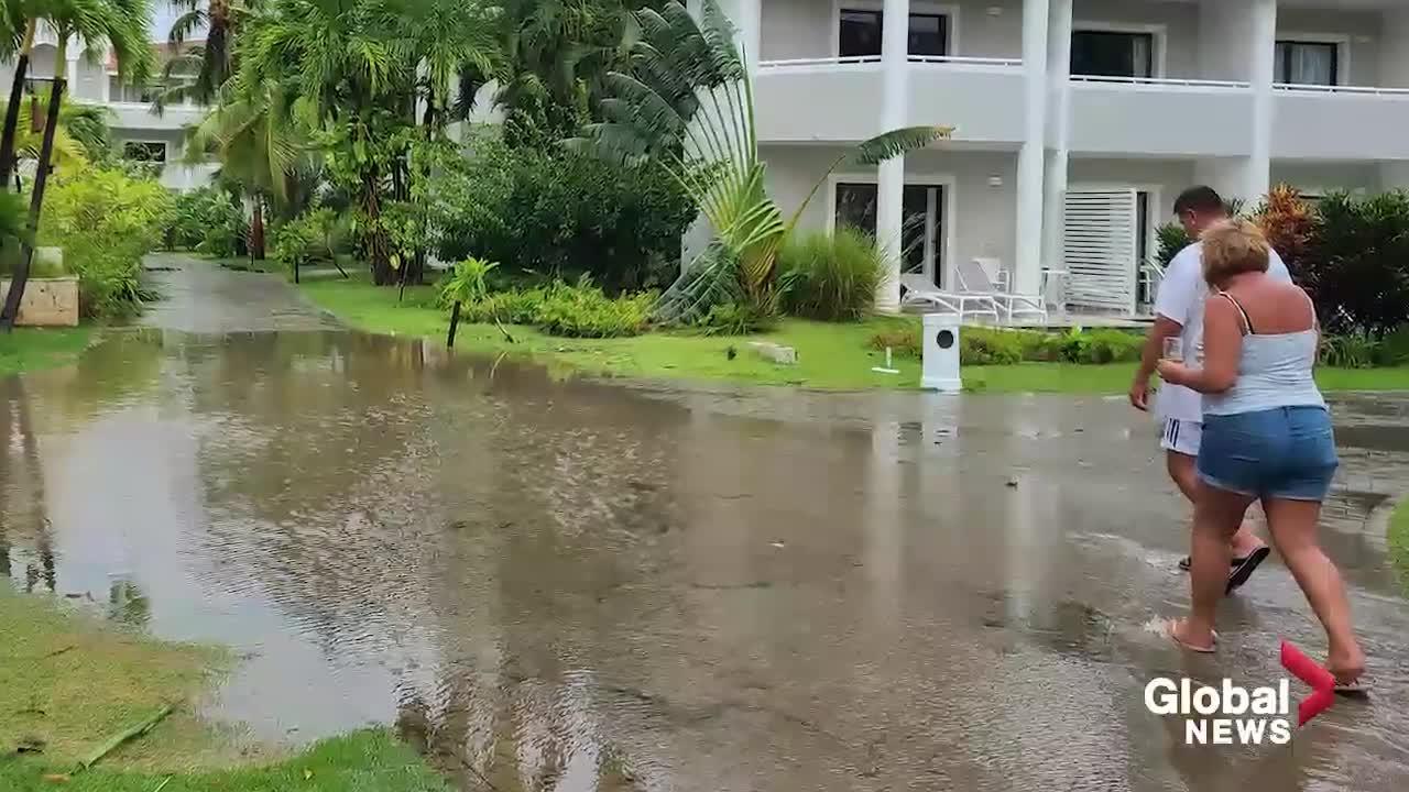 Hurricane Fiona makes landfall, thrashes Dominican Republic