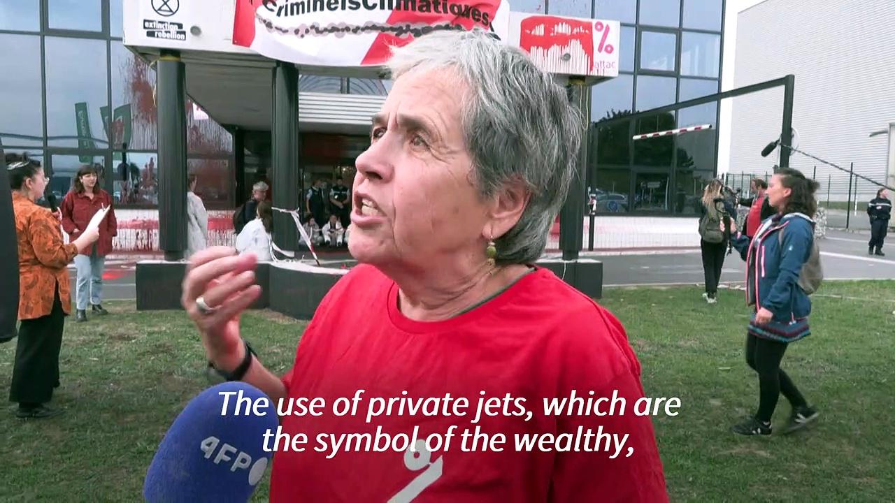 Climate protesters block business airport near Paris over private jets