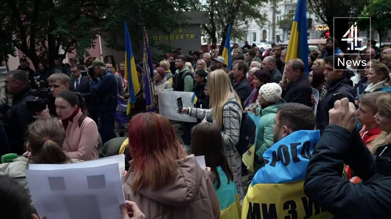 'Mariupol is Ukraine': residents react to 'fake' referendum