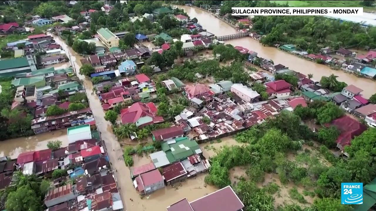 Six people killed in Philippine typhoon