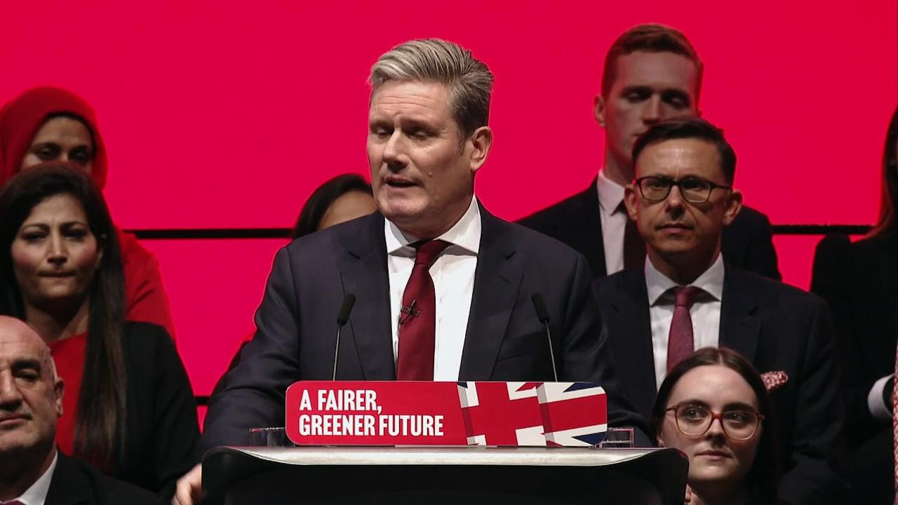 Starmer tells Labour conf the govt has 'crashed the pound'