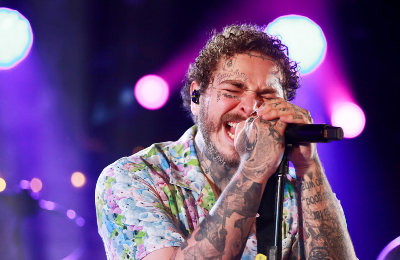 Post Malone resumes tour after breathing trouble!