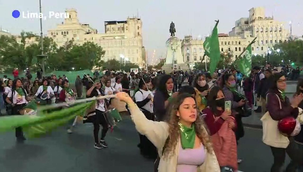 Latin Americans protest for legalised abortion