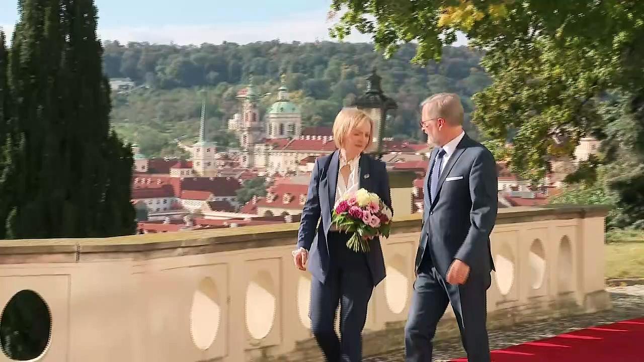 Truss meets Czech PM ahead of European summit