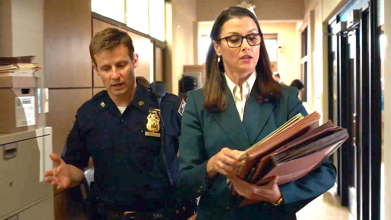 Jamie and Erin Aren't On the Same Page on the Upcoming Episode of CBS' Blue Bloods