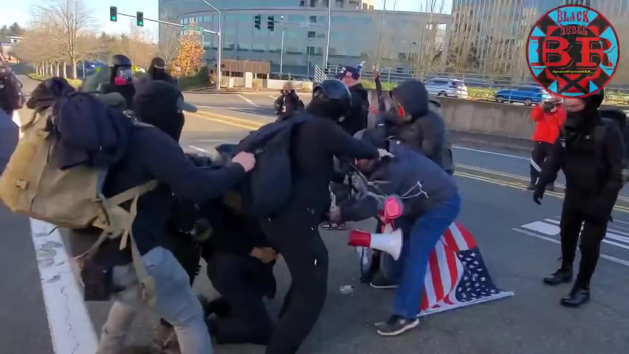 Footage Of The AntiFa Altercation That Happened In Olympia Washington On 12/05/2020