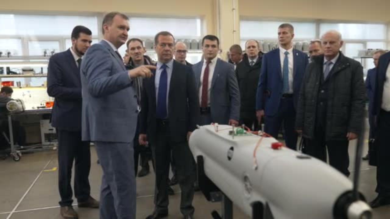Dmitry Medvedev inspected the production of Orlan-10 artillery recon drone in Moscow