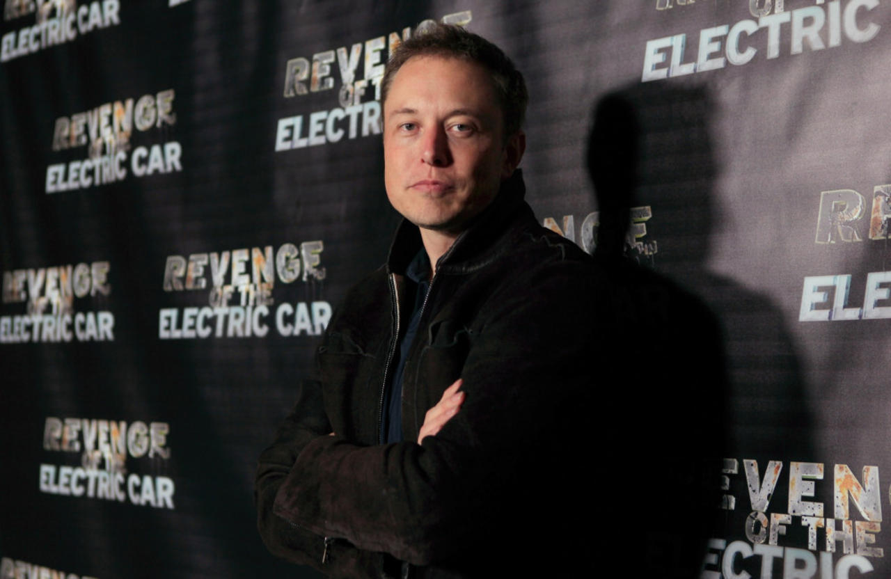 Elon Musk states that Ukraine may be subject to Russian 'nukes' if they don't surrender