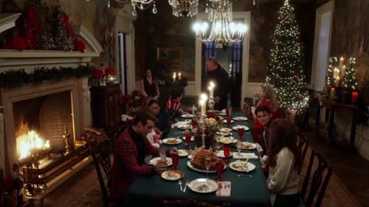 MONARCH 1x05 - Merry Fake Christmas Y'all