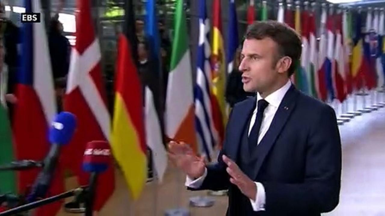 France's Macron hopes UK 'finds stability' after UK's Truss resigns