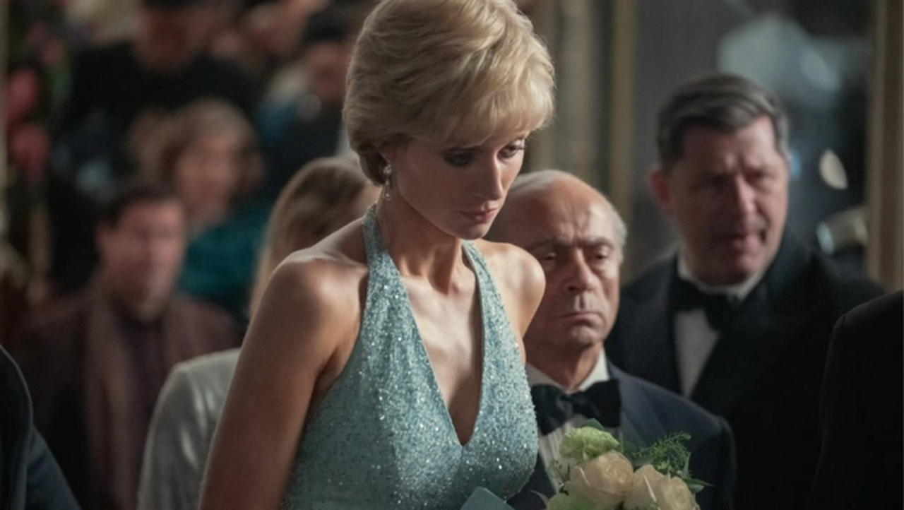 ‘The Crown’ Season 5 Trailer Shows Monarchy in Chaos Amid Criticism | THR News