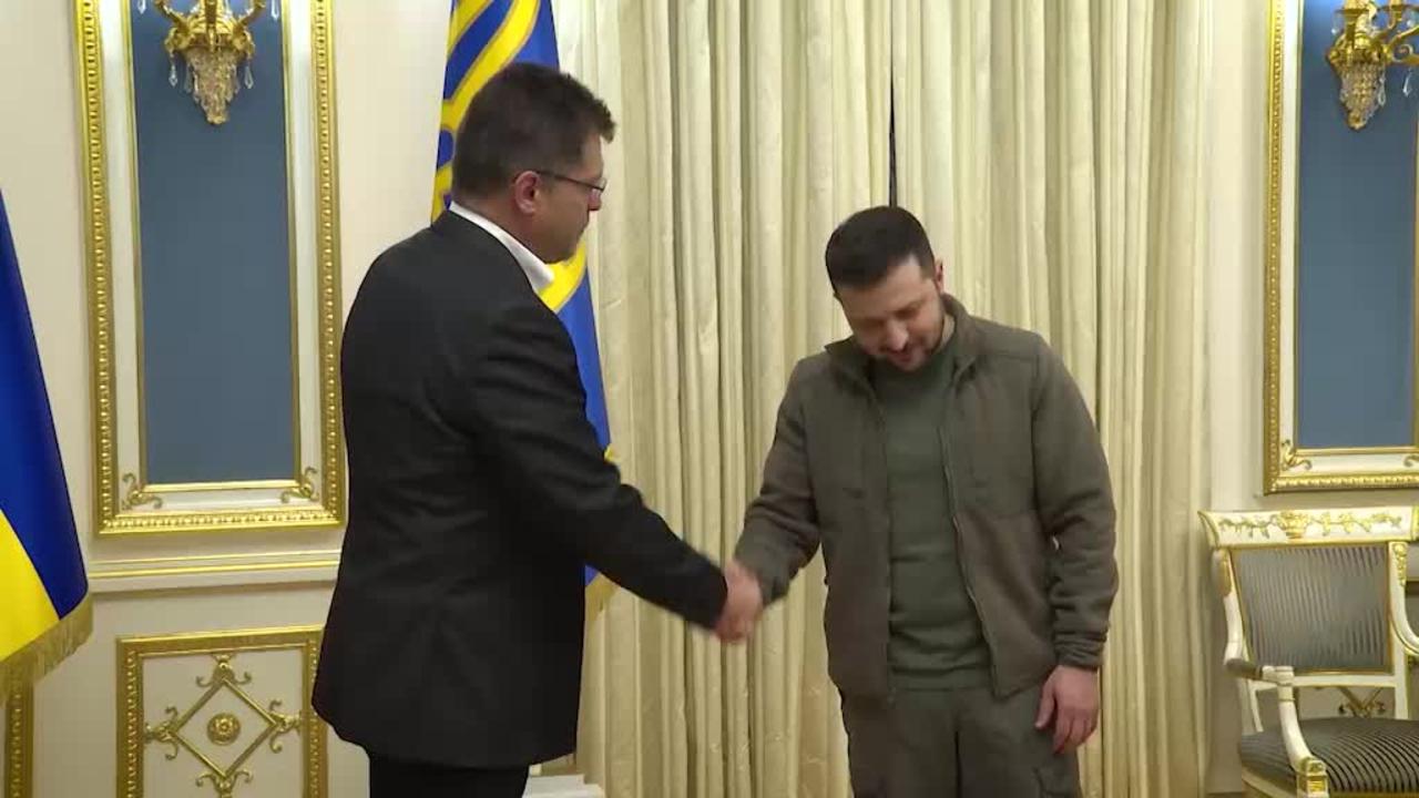 President of Ukraine Volodymyr Zelensky awarded EU Commissioner