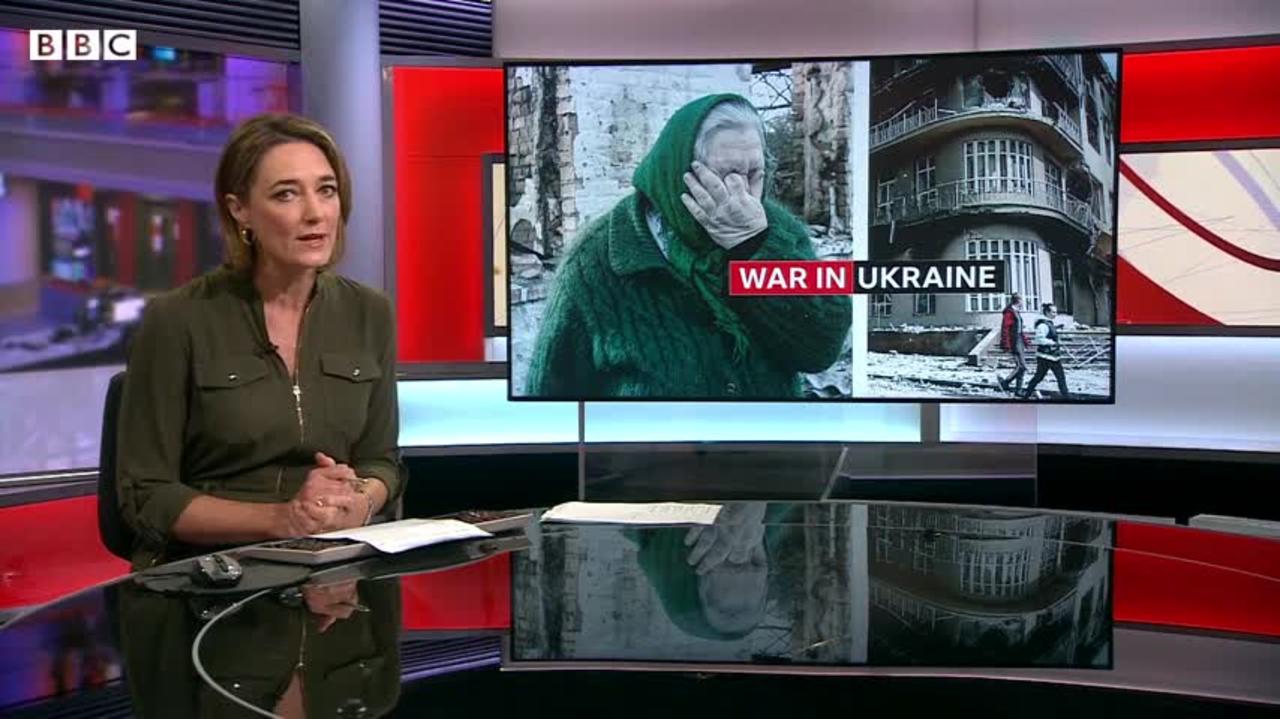 Russia hits Ukrainian capital Kyiv with wave of kamikaze drones - BBC News