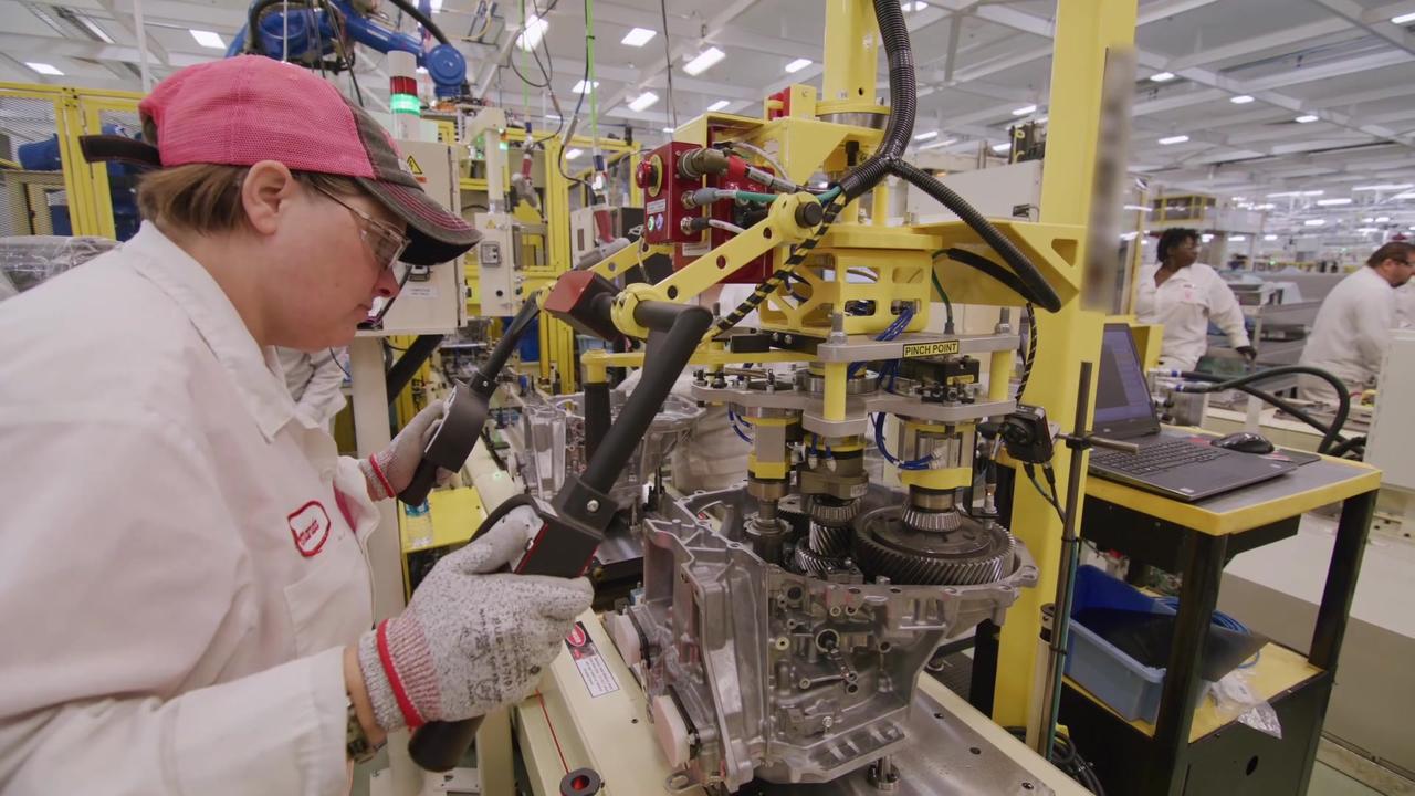 All-New 2023 Honda CR-V Hybrid Production - Ohio Transmission Plant Two-Motor Hybrid System Assembly