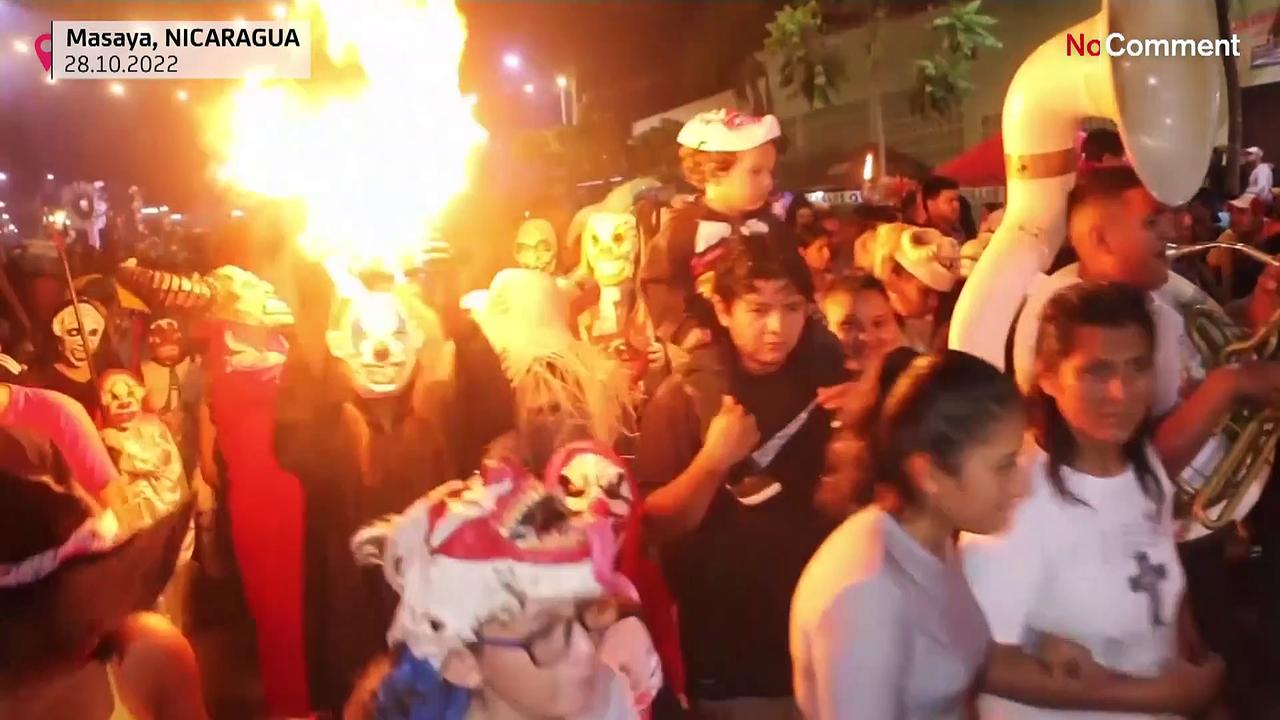 Nicaragua: Masaya city celebrates the Los Aguizotes carnival