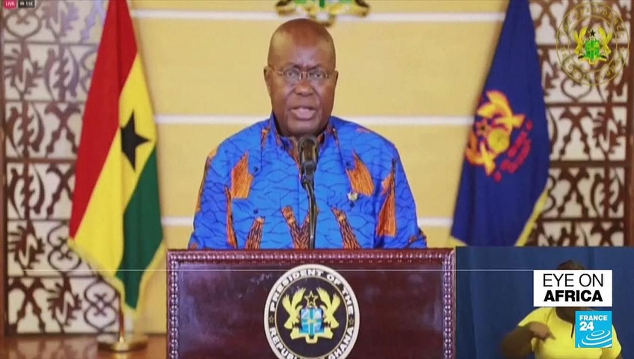 Ghana president seeks to reassure over economic 'crisis'