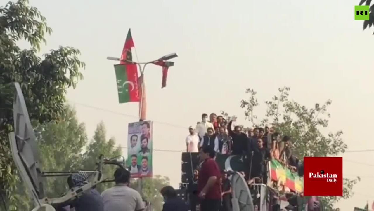 Moment Imran Khan shot in Pakistan