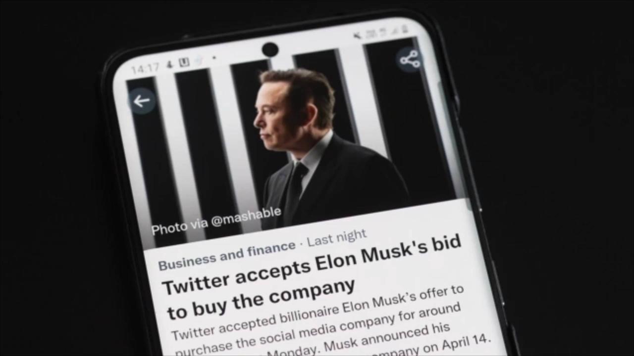 Elon Musk’s Twitter Layoffs Begin