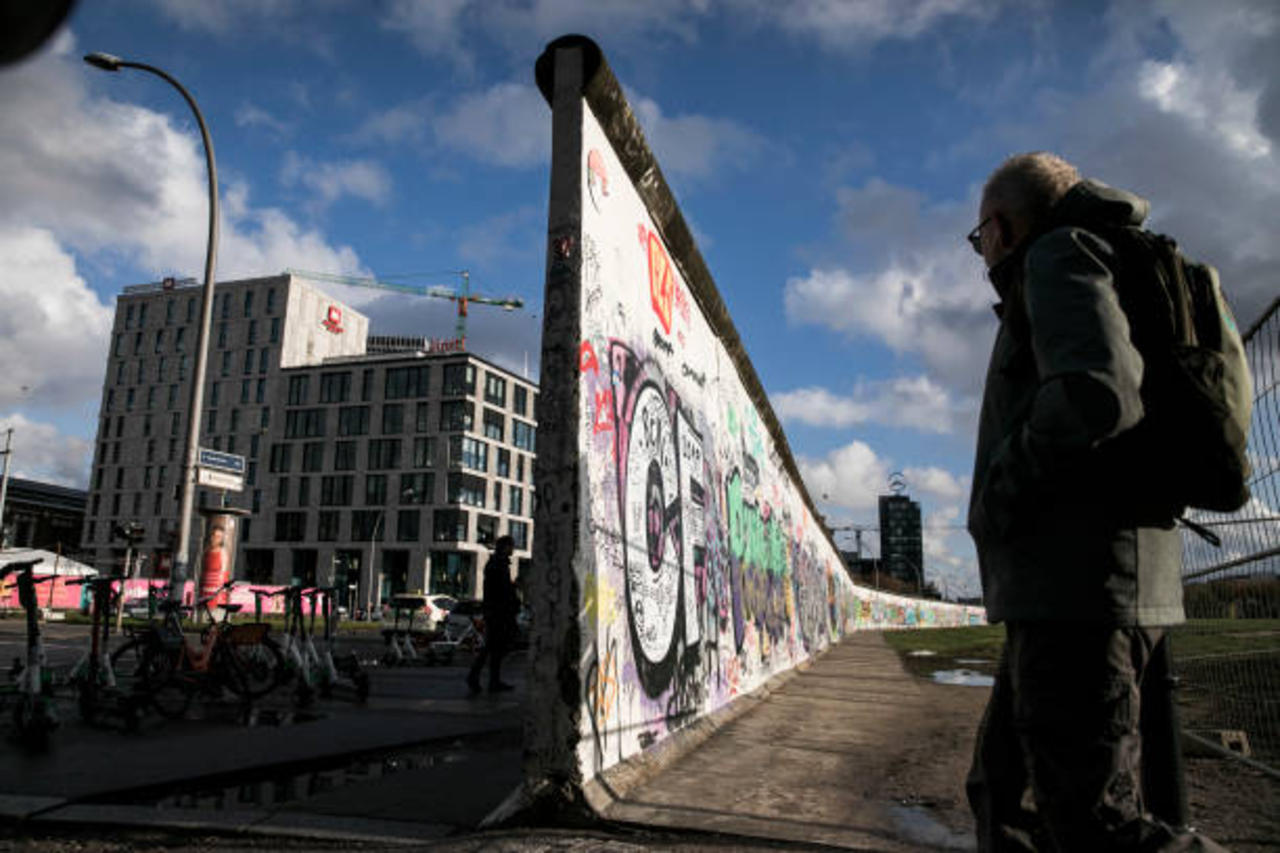 This Day in History: East Germany Opens the Berlin Wall