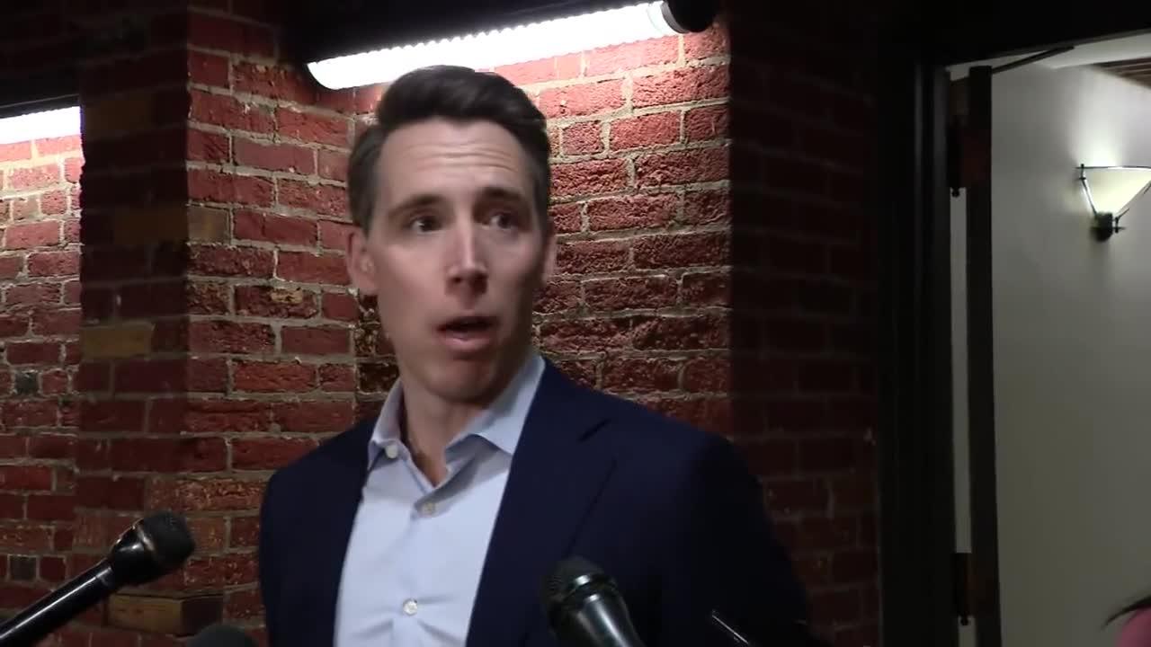 Hawley Calls Midterms a ‘Funeral for the Republican Party’