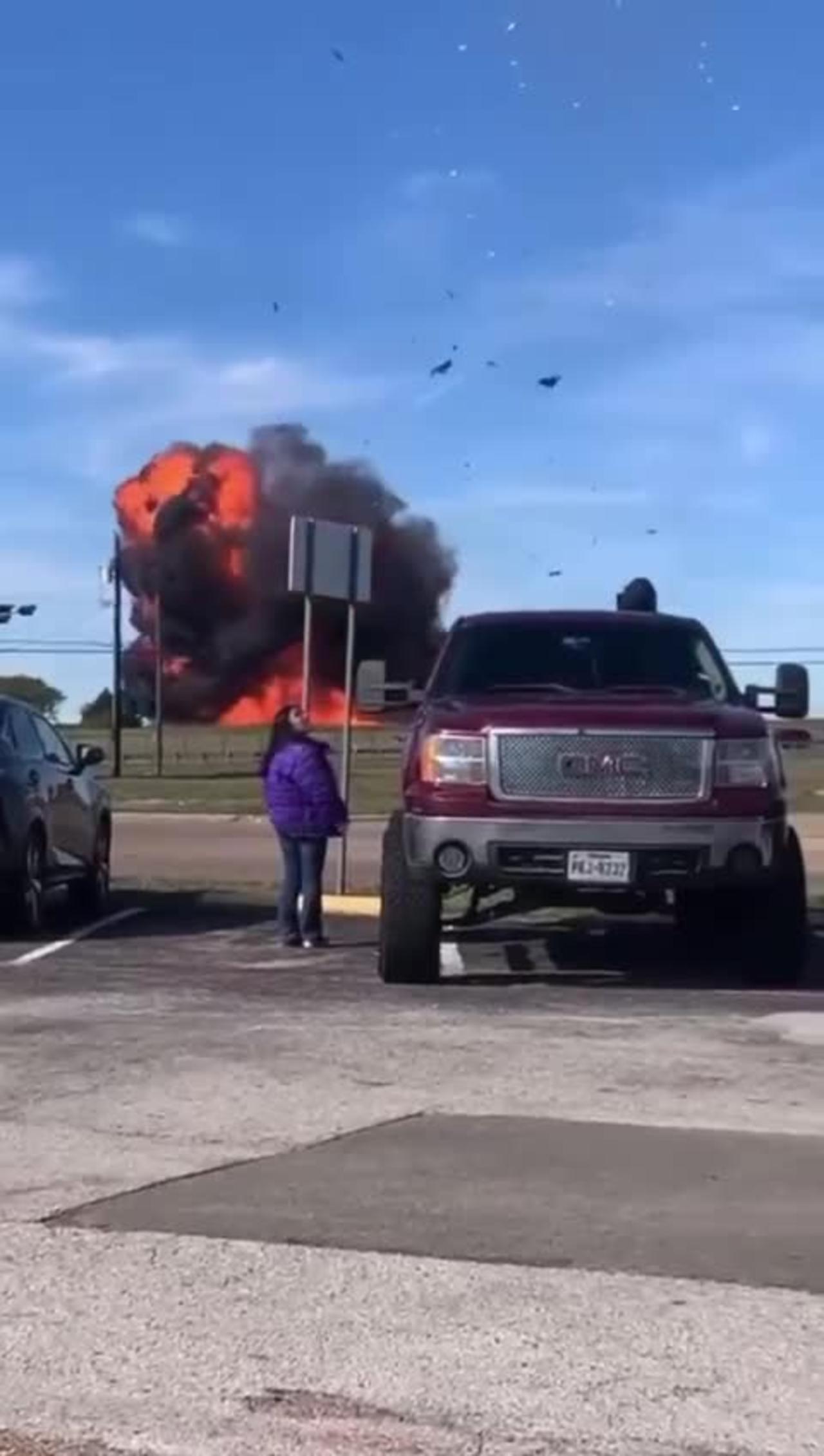 Dallas Airshow Mid Air Collision