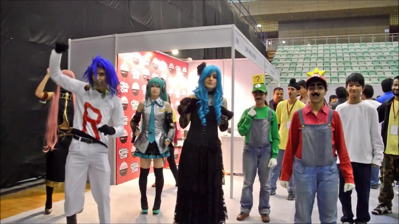 Dancing to "Koi suru Fortune Cookie" by cosplayers at Comic Con in Delhi, India