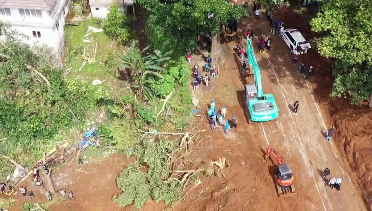 Destruction in the aftermath of deadly Indonesia quake