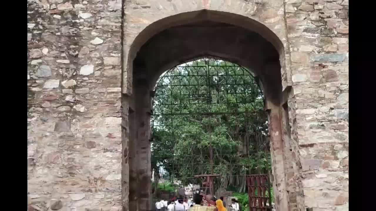 Most Haunted Bhangarh Fort see inside Complete Video