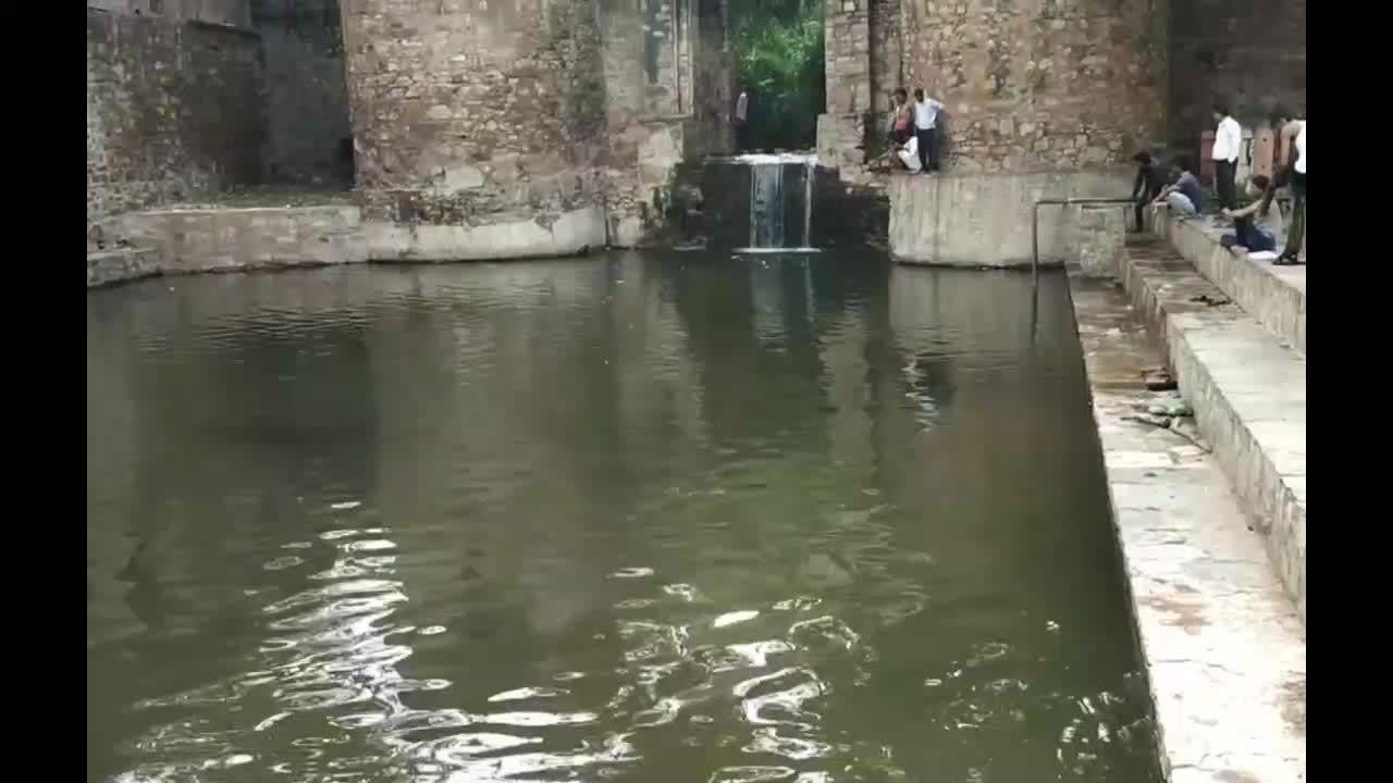 Most Haunted Bhangarh Qila inside oldest swimming pool