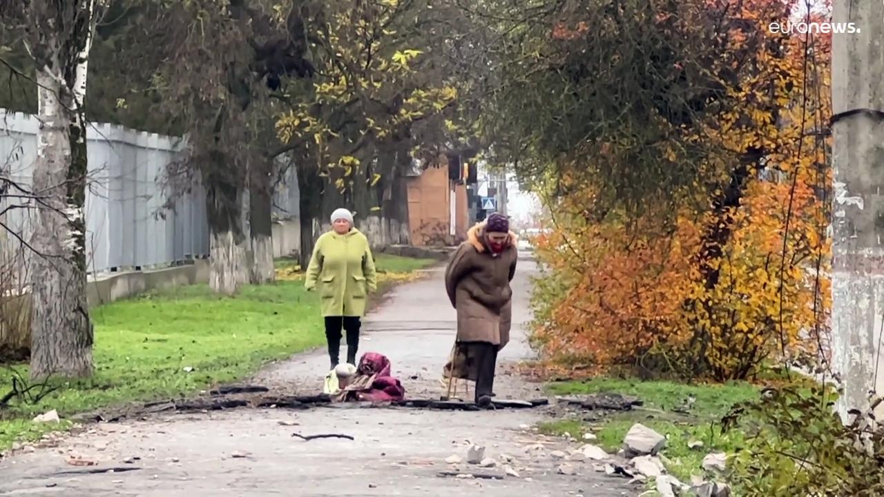 Ukraine war: Kherson evacuates hospital patients amid relentless Russian shelling